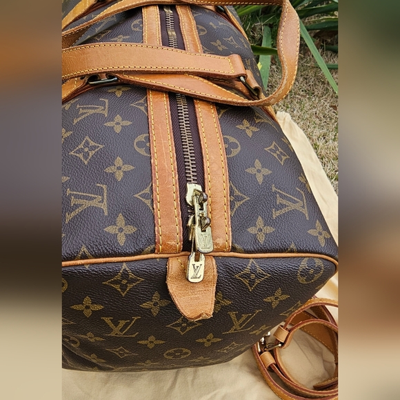 Louis Vuitton Monogram Keepall 45 Duffle Bag, Dustbag & Strap Included.🇫🇷 - Picture 8 of 16